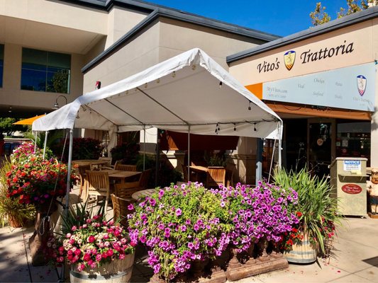 Vito's Trattoria by null