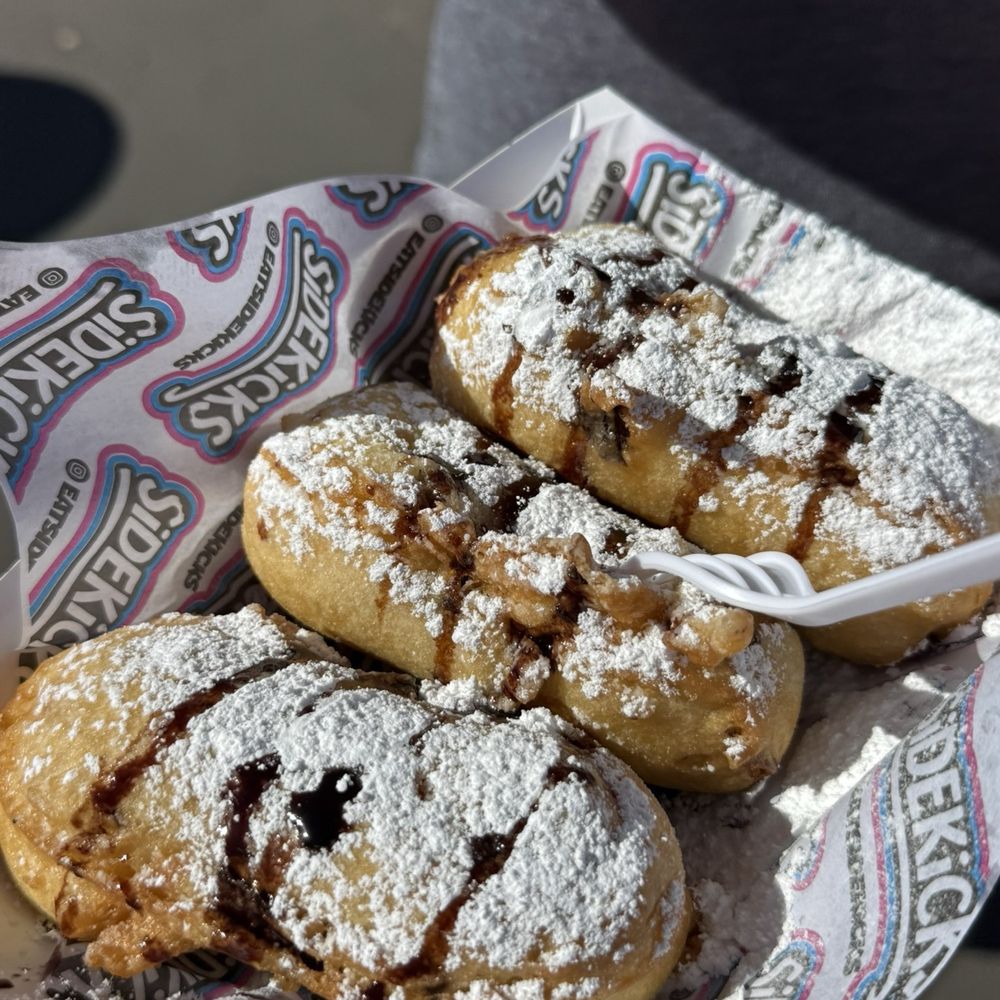 Arizona State Fair - Fried twinkies - Amusement Parks Near Me - Phoenix, Arizona Arizona State Fair - Fried twinkies - Amusement Parks Near Me - Phoenix, Arizona