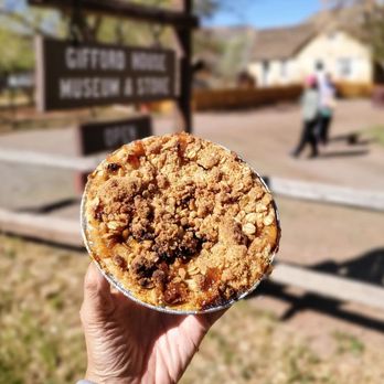 Capitol Reef National Park - Apple pie from Gifford House - Parks Near Me - Fruita, Utah