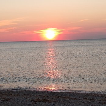 Town Beach Southold - Beautiful sunset - Beaches Near Me - Southold, New York Town Beach Southold - Beautiful sunset - Beaches Near Me - Southold, New York