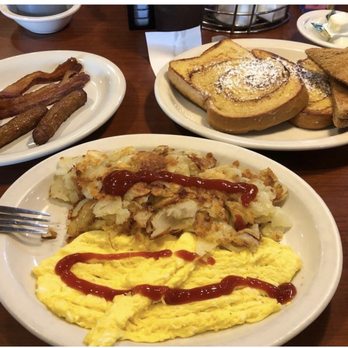 Centerville Diner - American Near Me - Lancaster, Pennsylvania