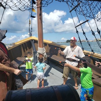 Sunshine Scenic Tours - Boating Near Me - Madeira Beach, Florida