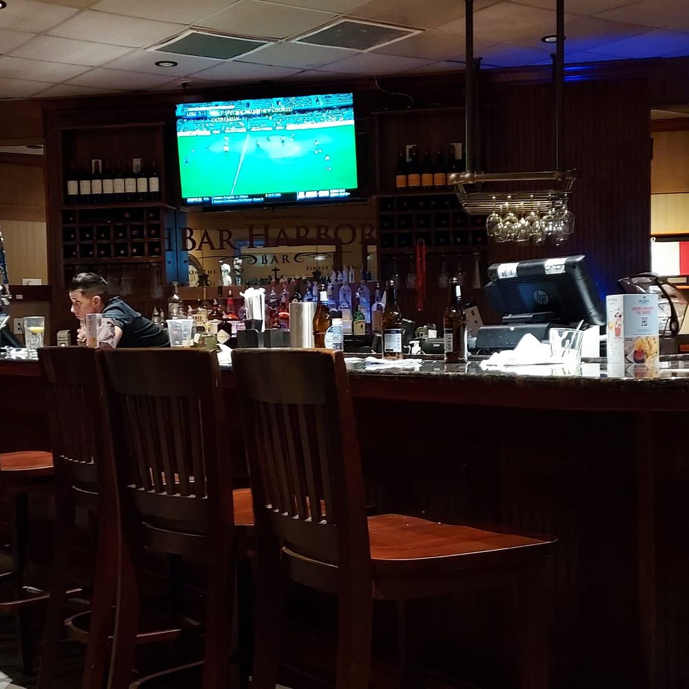 Red Lobster - Bar area is a mess. - Seafood Near Me - Clearwater, Florida Red Lobster - Bar area is a mess. - Seafood Near Me - Clearwater, Florida