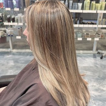 La Migliore Aveda Concept Salon - Hair Salons Near Me - Menlo Park, California