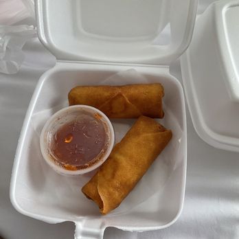 Tasu Noodle Bar - Spring roll - Noodles Near Me - Durham, North Carolina Tasu Noodle Bar - Spring roll - Noodles Near Me - Durham, North Carolina