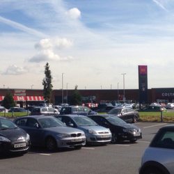 Boucher Crescent Retail Park