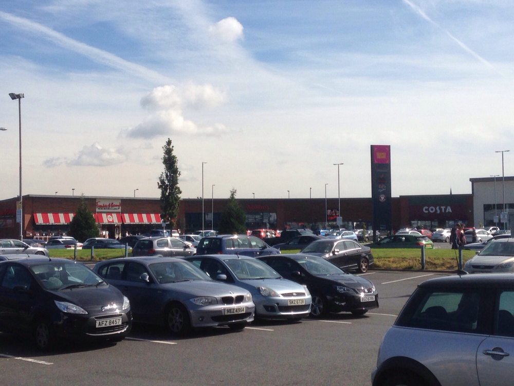 BOUCHER CRESCENT RETAIL PARK Updated September 2024 12 Photos & 12