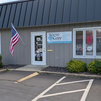 Warm N Cozy Quilting - Fabric Stores Near Me - Columbia, Illinois Warm N Cozy Quilting - Fabric Stores Near Me - Columbia, Illinois