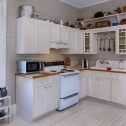 Maison D'Memoire Bed & Breakfast Cottages
