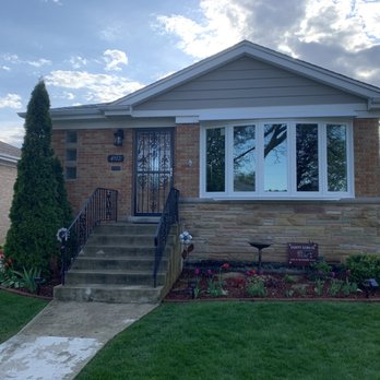 E V Windows & Doors Inc - Bow Window fully installed with roof - Windows Installation Near Me - Des Plaines, Illinois E V Windows & Doors Inc - Bow Window fully installed with roof - Windows Installation Near Me - Des Plaines, Illinois