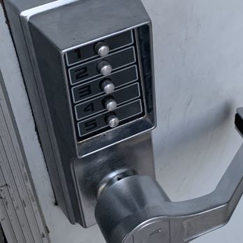Extra Space Storage - This isn't 1987. Get an actual entry system! - Self Storage Near Me - Dallas, Texas Extra Space Storage - This isn't 1987. Get an actual entry system! - Self Storage Near Me - Dallas, Texas