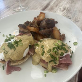 Sassafras - Eggs Benedict - Southern Near Me - West Palm Beach, Florida Sassafras - Eggs Benedict - Southern Near Me - West Palm Beach, Florida