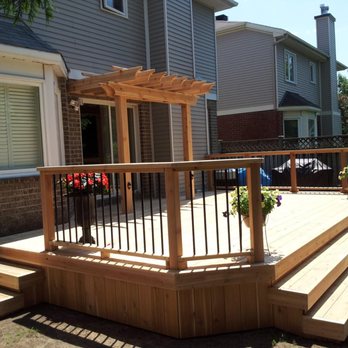 MMM Carpentry - Custom deck buiding, railings and pergolas. Serving the greater Ottawa area - Carpenters Near Me
