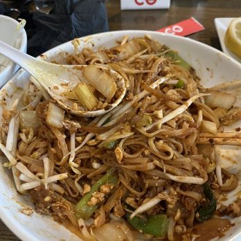 CO - Pad Thai has cabbage ‍ - Vietnamese Near Me - Charleston, South Carolina