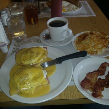 Dino's Family Restaurant - Breakfast & Brunch Near Me - Maumee, Ohio Dino's Family Restaurant - Breakfast & Brunch Near Me - Maumee, Ohio