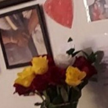 Avas Flowers - One of the lame bouquets - Florists Near Me Avas Flowers - One of the lame bouquets - Florists Near Me