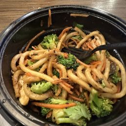 Japanese Pan Noodle with Chicken - 37 Grams of Protein, 460 Calories.