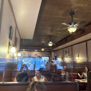 Modern Apizza - Pizza Near Me - New Haven, Connecticut