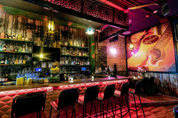 Bodega Bar & Kitchen by null