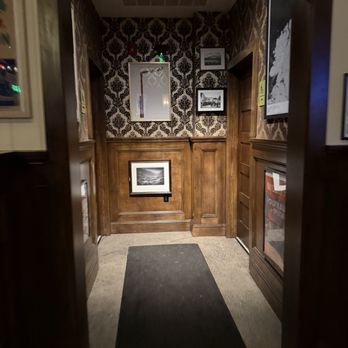 McGonagle’s - Men's room - Irish Pub Near Me - Boston, Massachusetts