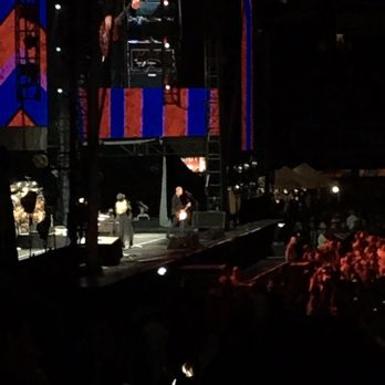 Citi Field - Fleetwood Mac - Stadiums & Arenas Near Me - Corona, New York