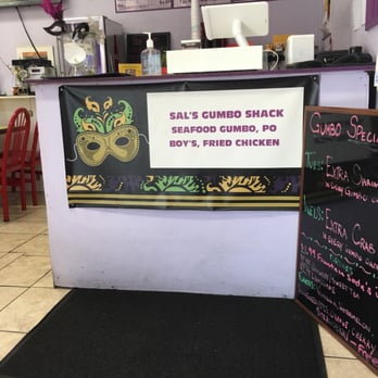 Sal's Gumbo Shack - The counter where you pay - Seafood Near Me - Long Beach, California