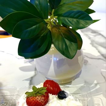 Bakery 1908 - Mango mousse cake slice - Bakeries Near Me - Orlando, Florida
