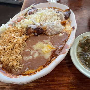 Superica - Pollo Con Mole - Tex-Mex Near Me - Atlanta, Georgia Superica - Pollo Con Mole - Tex-Mex Near Me - Atlanta, Georgia