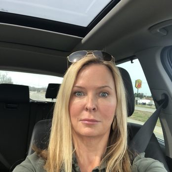 Blowout - The Gulch - Before - Blow Dry/Out Services Near Me - Nashville, Tennessee