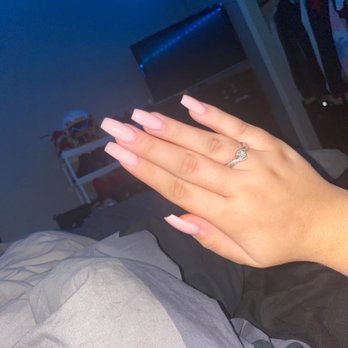 Lily's Nails - Beautiful Nail Design by Mimi - Nail Salons Near Me - Chico, California