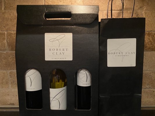 Robert Clay Vineyards by null