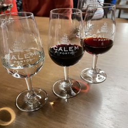 Van Go Tourism - Port wine tasting