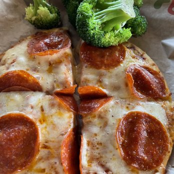 Chili's - Kids pizza!  They loved it - American Near Me - Valdosta, Georgia