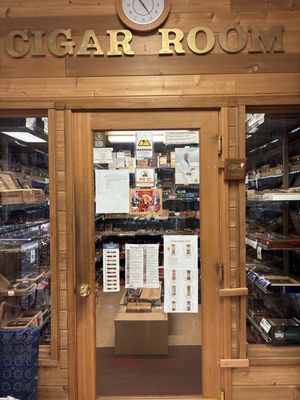 Everett Cigar & Tobacco