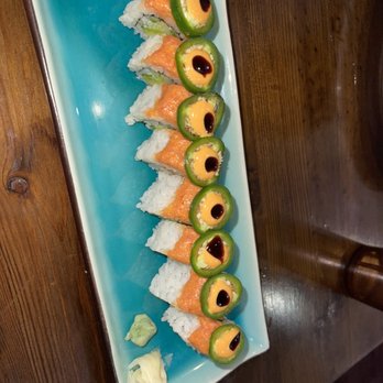 Tibetan Japanese Restaurant - Spicy snow lion roll - Japanese Near Me - Jackson Heights, New York Tibetan Japanese Restaurant - Spicy snow lion roll - Japanese Near Me - Jackson Heights, New York