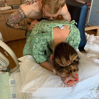 The LA Doula - Another tip Amanda gave us was to have my husband squeeze my hips together while contractions happened. - Doulas Near Me