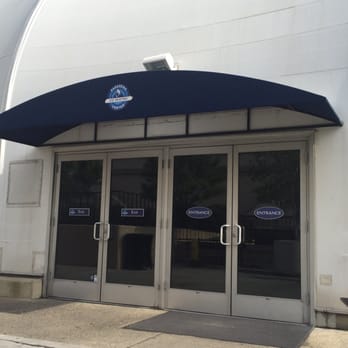 Pasadena Ice Skating Center - Front door - Skating Rinks Near Me - Pasadena, California Pasadena Ice Skating Center - Front door - Skating Rinks Near Me - Pasadena, California