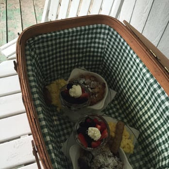 Hoffman Haus - Breakfast - Bed & Breakfast Near Me - Fredericksburg, Texas