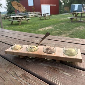 Spotted Duck - Ice Cream & Frozen Yogurt Near Me - Penn Yan, New York