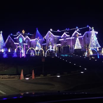 The Larsen Christmas Light Show - Festivals Near Me The Larsen Christmas Light Show - Festivals Near Me
