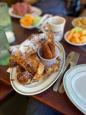 Famous 4th Street Delicatessen by null