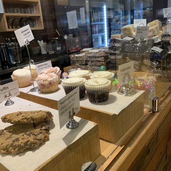 Southport Grocery & Cafe - Grocery Near Me - Chicago, Illinois