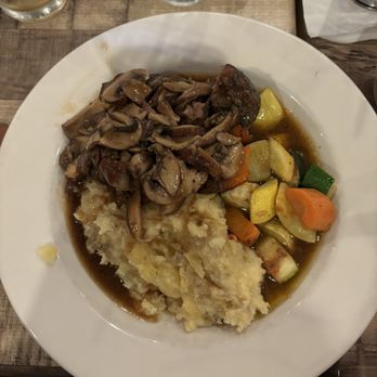 Zin - Uncommon California Italian - Italian Near Me - Delafield, Wisconsin
