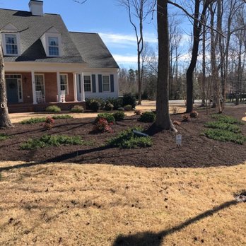 Yanni’s Landscaping - the front yard of a house - Landscaping Near Me Yanni’s Landscaping - the front yard of a house - Landscaping Near Me