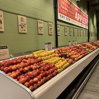 Central Market - A whole aisle of apples - Grocery Near Me - Houston, Texas