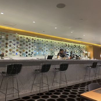 Qantas First Class Lounge - Airport Lounges Near Me - Los Angeles, California