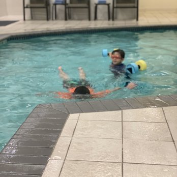 Courtyard by Marriott Tacoma Downtown - Heated pool - Hotels Near Me - Tacoma, Washington