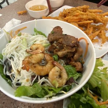 Van's Restaurant - Vietnamese Near Me - Garden Grove, California Van's Restaurant - Vietnamese Near Me - Garden Grove, California