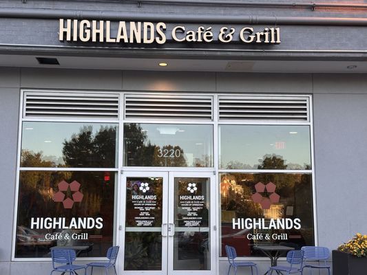Highlands Cafe and Grill by null