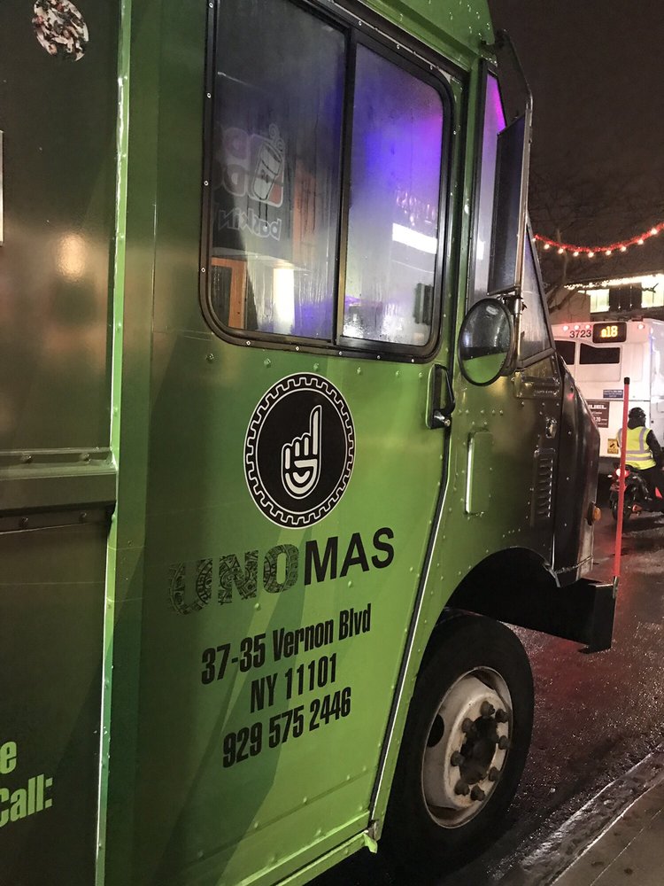 Uno Mas — Mexican restaurant in Long Island City